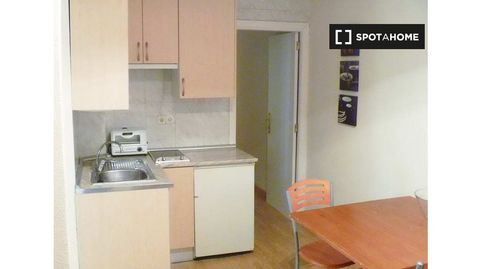 Foto 5 de Habitación en Delicias, Madrid Capital