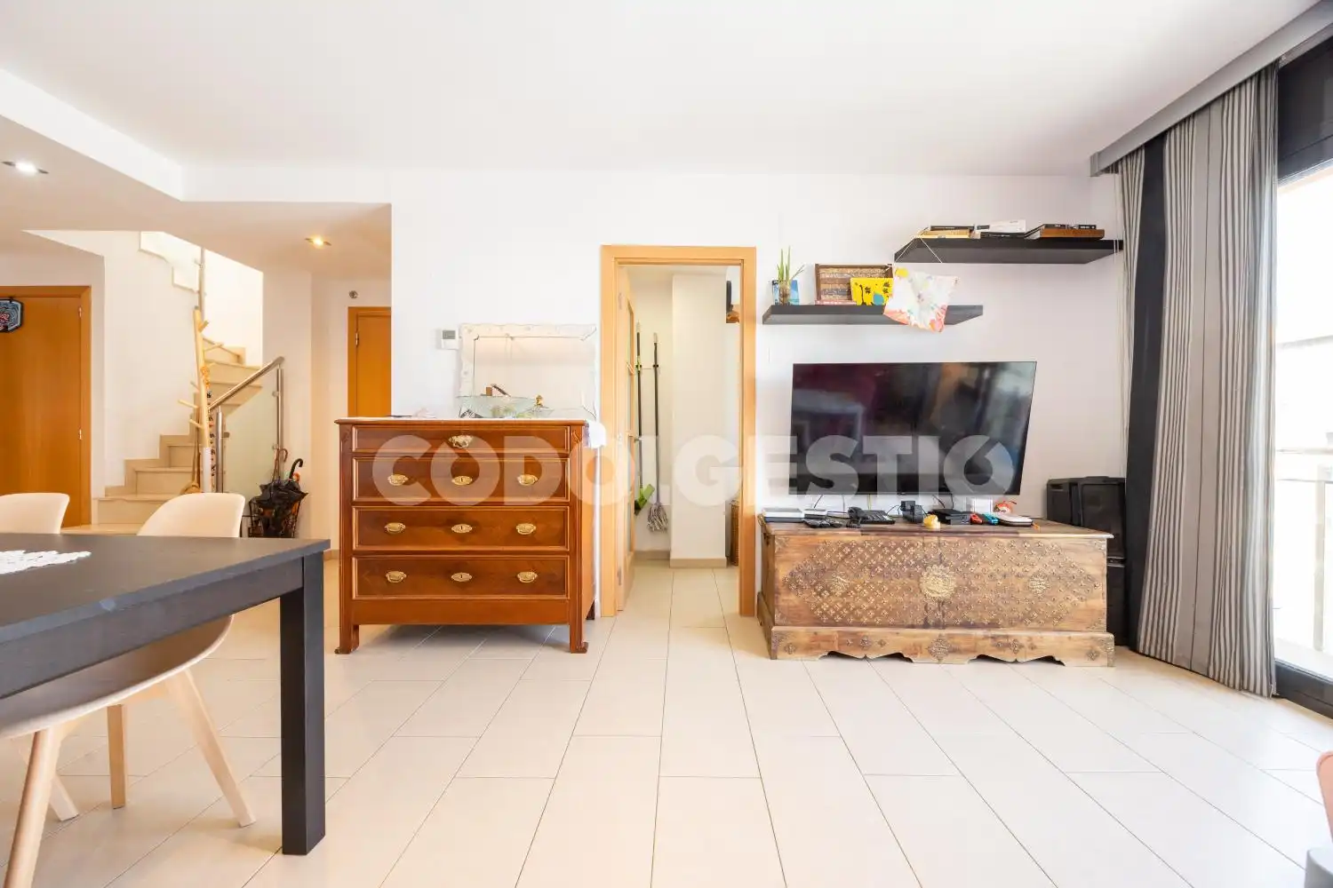 Sala de estar de Piso en venta en Torelló con Terraza y Balcón