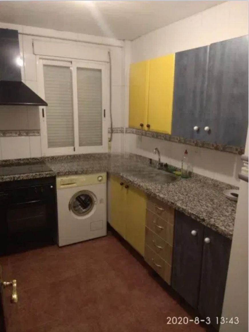 Cuina de Pis de lloguer en Villatorres amb Aire condicionat i Calefacció