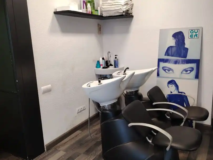 Business premises for transfer in gran via lluis companys 80, imagen 4
