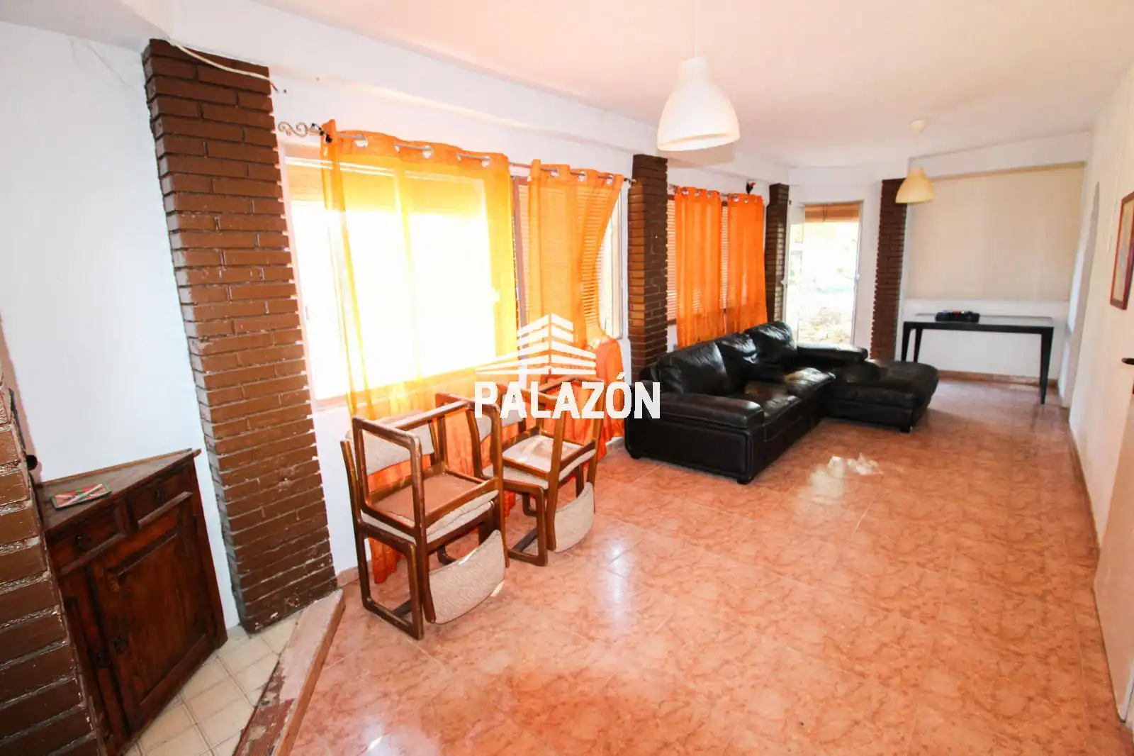Wohnzimmer von Country house zum Verkauf in Aspe