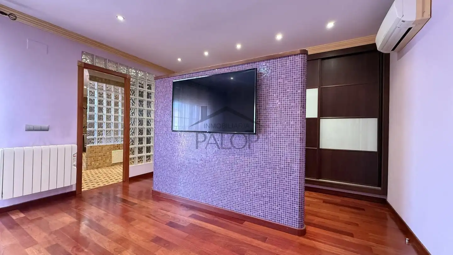 Sala de estar de Casa adosada en venta en Carcaixent con Aire acondicionado, Calefacción y Terraza