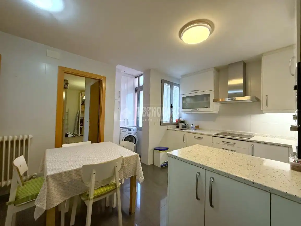 Cocina de Piso en venta en Alcalá de Henares con Aire acondicionado y Terraza