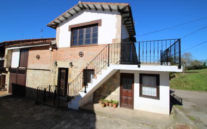 Exterior view of House or chalet for sale in Comillas (Cantabria)