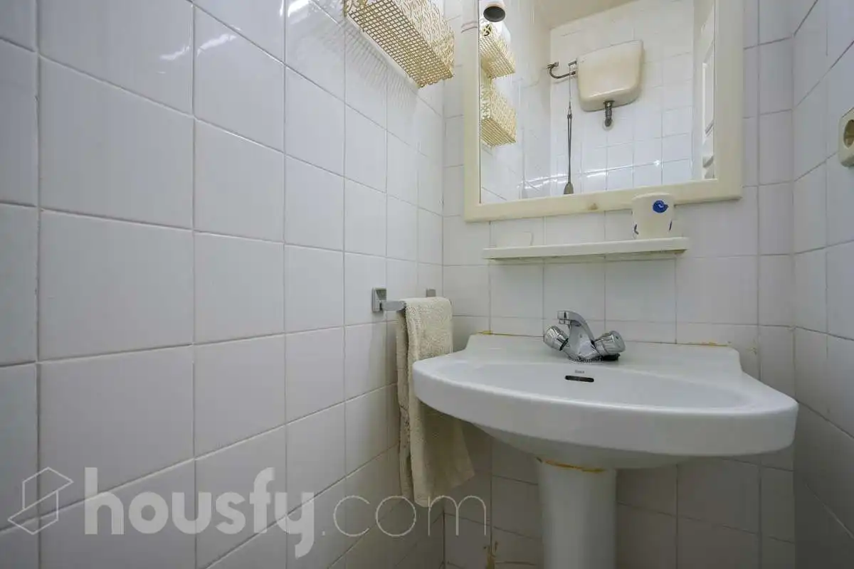 Baño de Piso en venta en Madrid con Aire acondicionado, Calefacción y Terraza