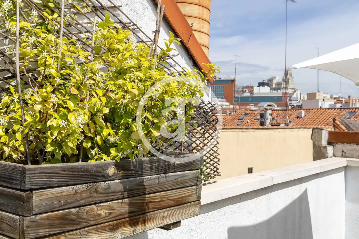 Terraza de Ático de alquiler en Madrid con Aire acondicionado, Calefacción y Amueblado