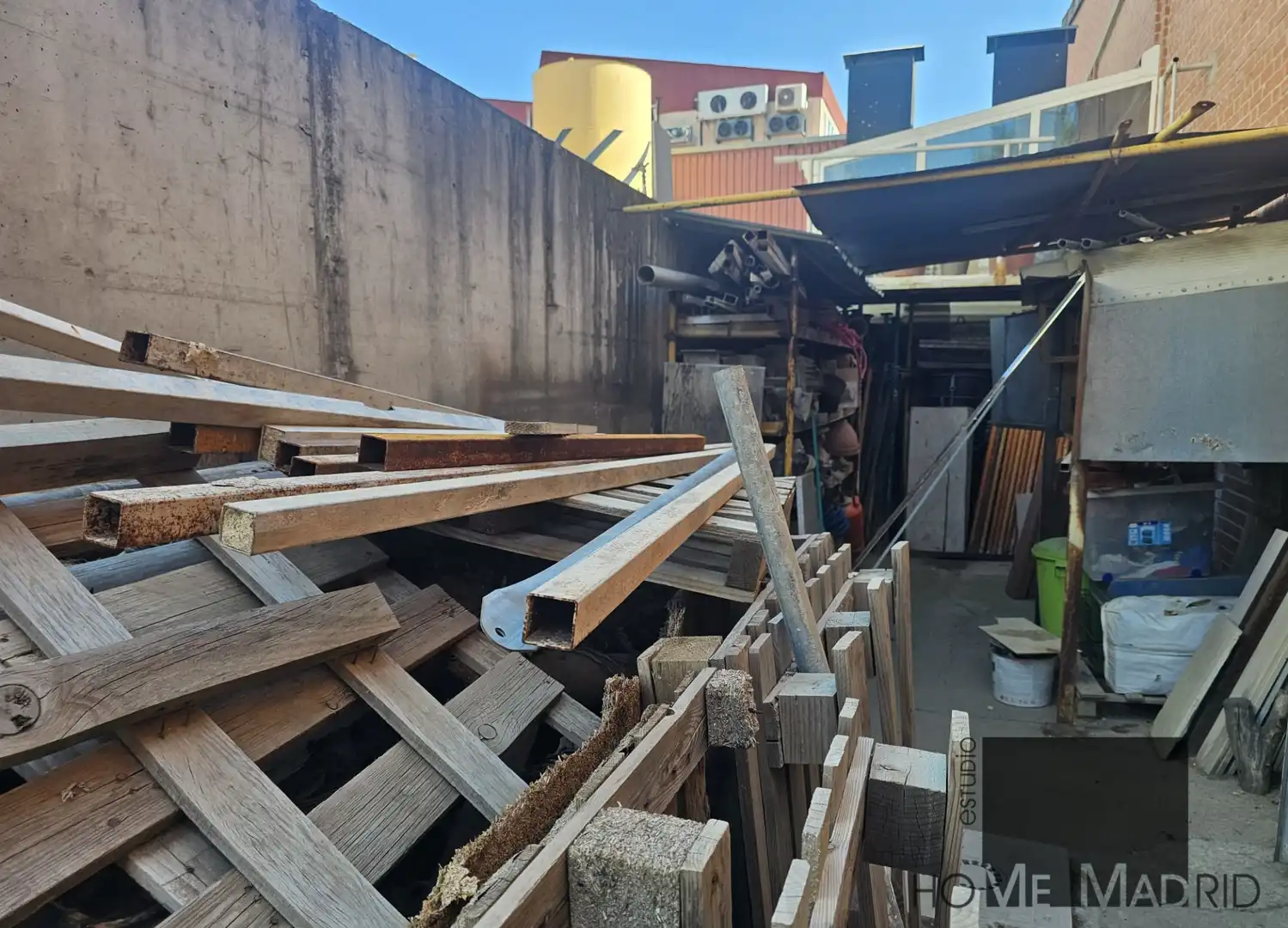 Nau industrial en venda en Alcobendas