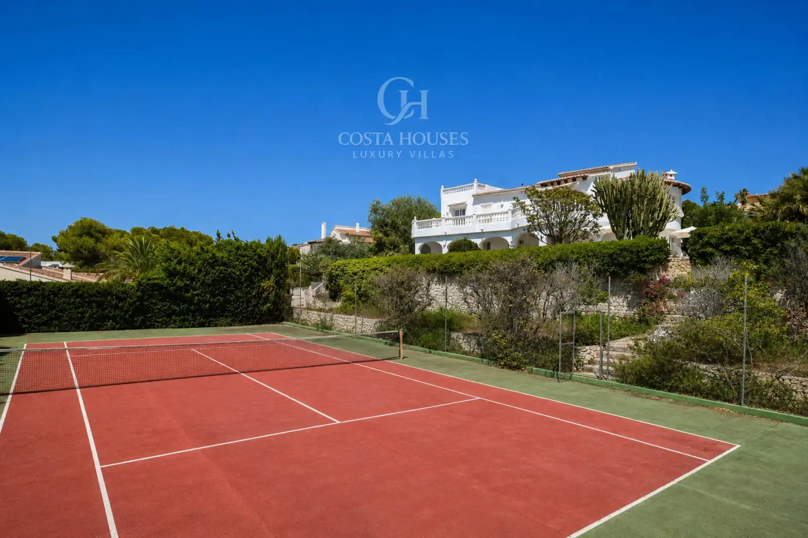 Vista exterior de Casa o xalet en venda en Moraira amb Aire condicionat, Calefacció i Jardí privat