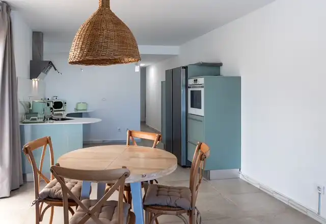 Cuina de Casa o xalet en venda en Zahara de los Atunes amb Aire condicionat, Jardí privat i Terrassa
