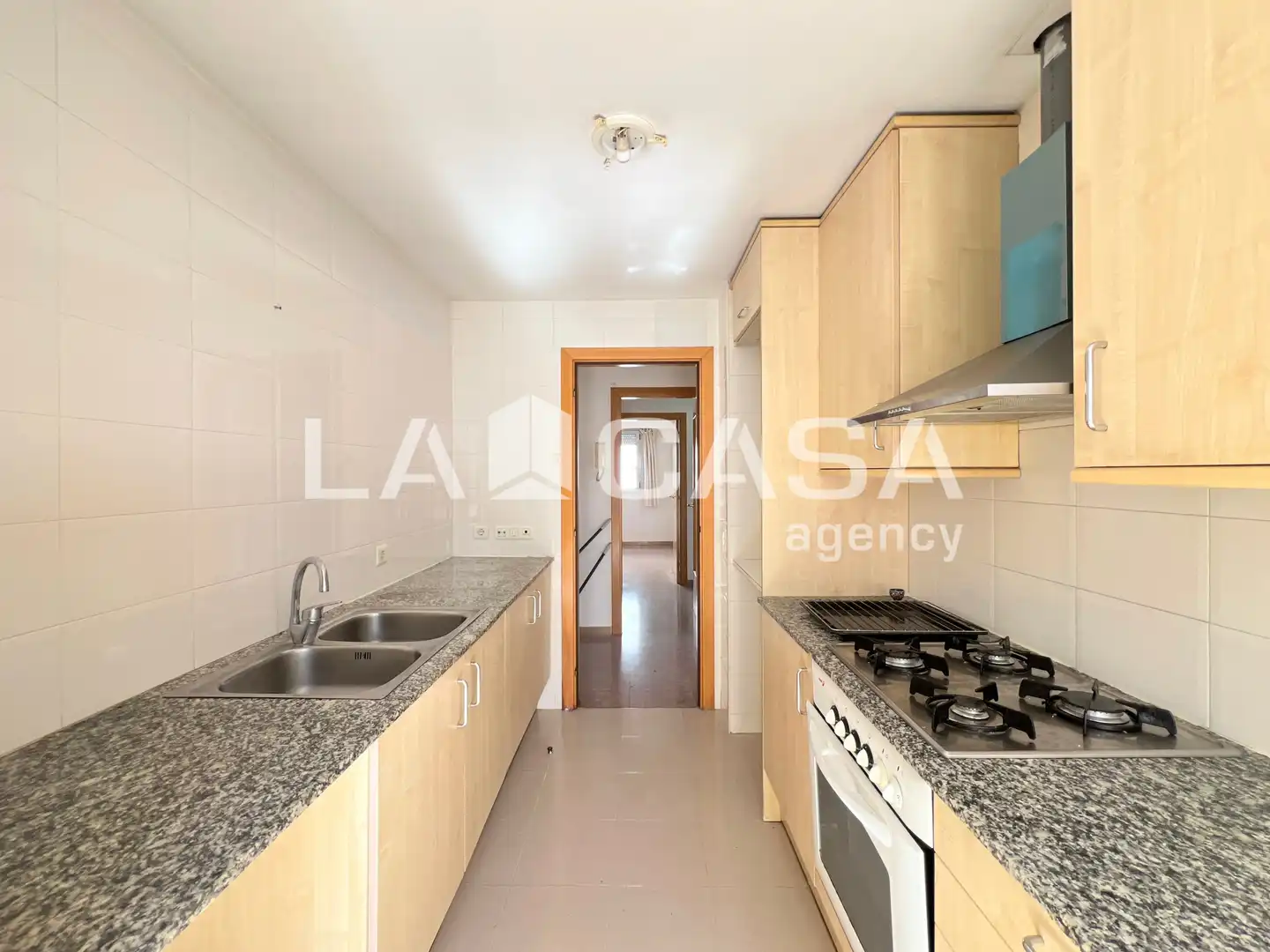 Cocina de Piso en venta en Badalona con Calefacción y Balcón