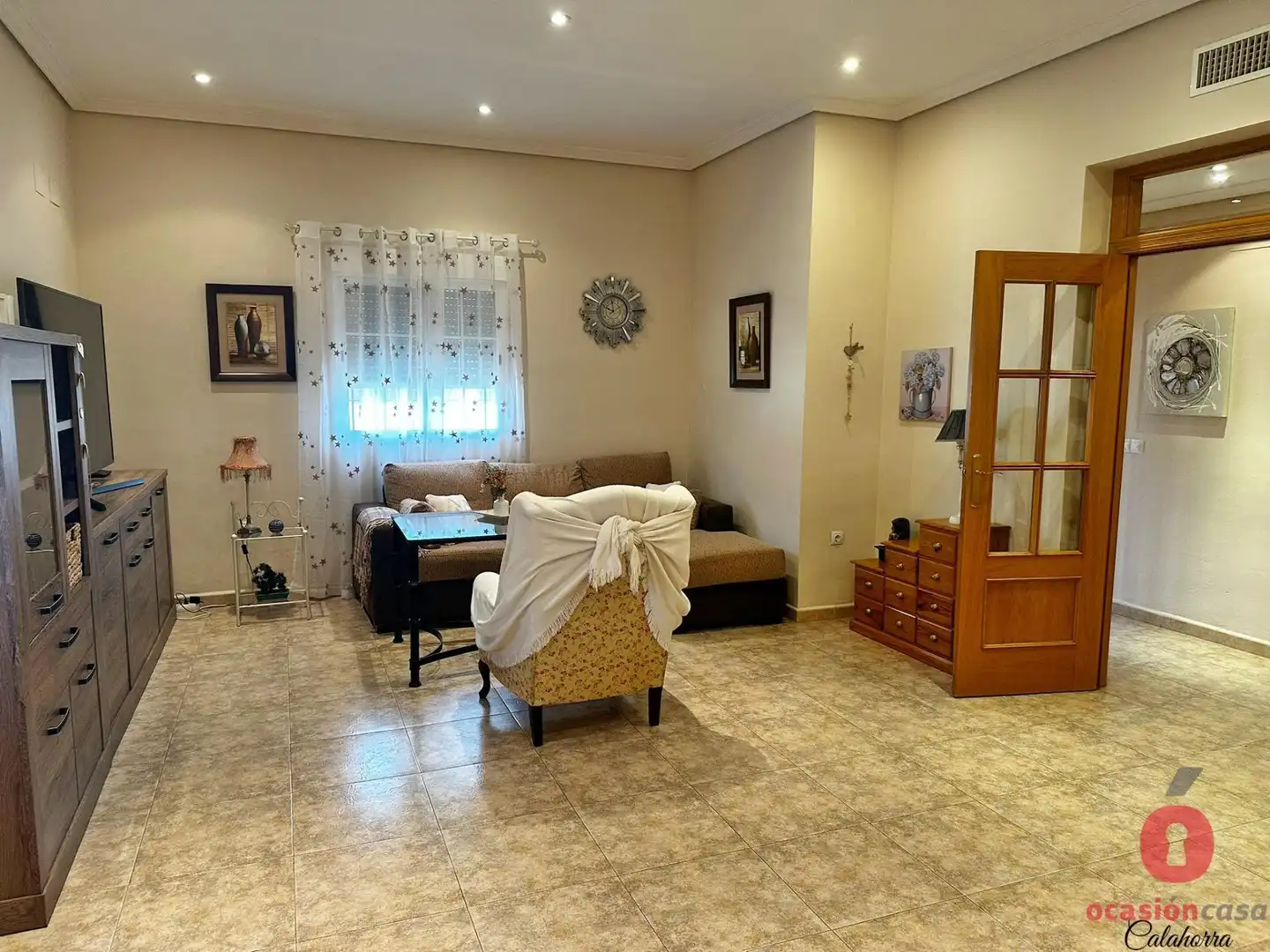 Living room of Country homes for sale in Almodóvar del Río  with Air Conditioner, Private garden and Storage room
