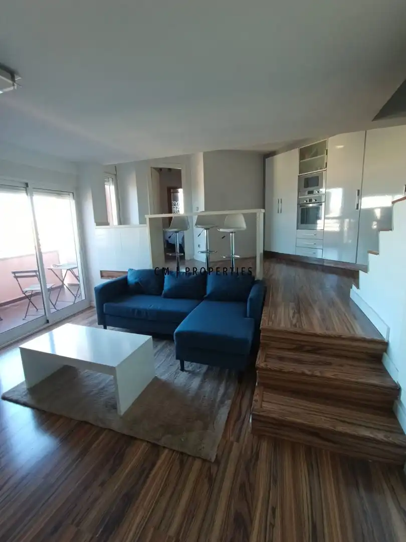 Living room of Attic for rent in Valencia  with Heating, Terrace and Furnished