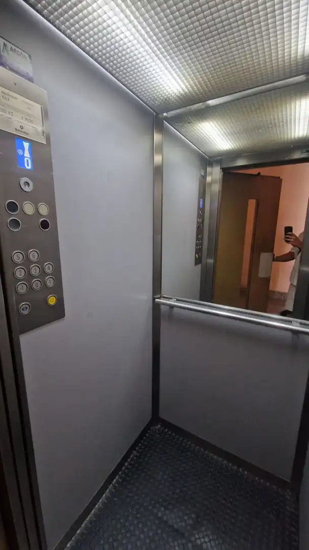 Piso en venta en León Capital  con Calefacción, Terraza y Trastero