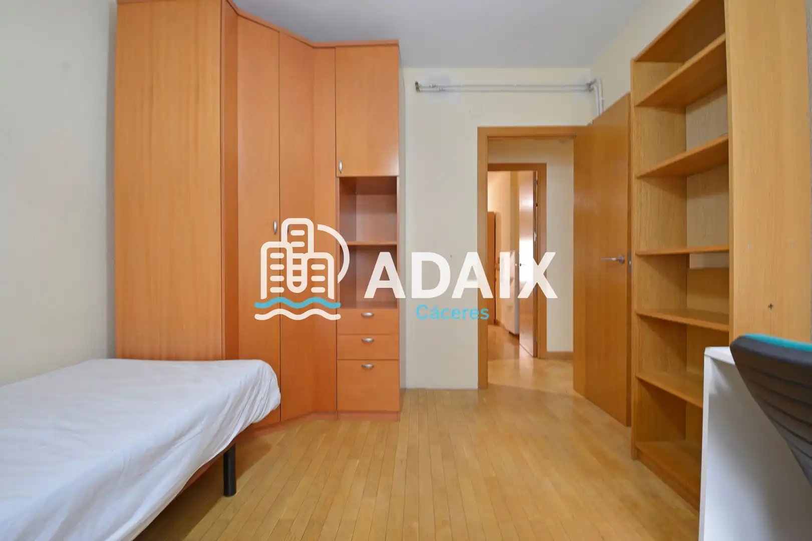 Habitación de Piso de alquiler en Cáceres con Aire acondicionado, Calefacción y Terraza
