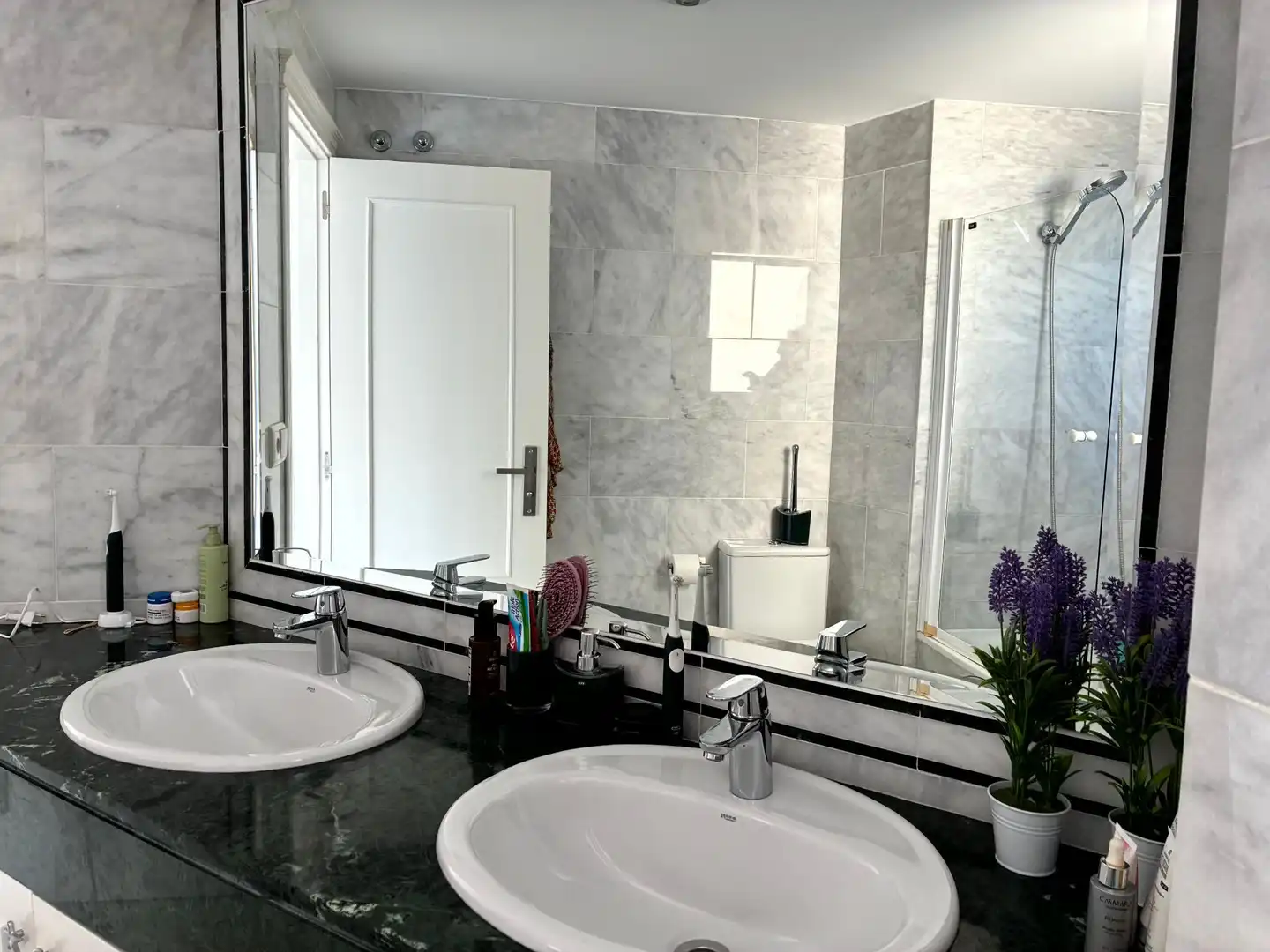 Baño de Apartamento de alquiler en Altea con Aire acondicionado, Calefacción y Amueblado