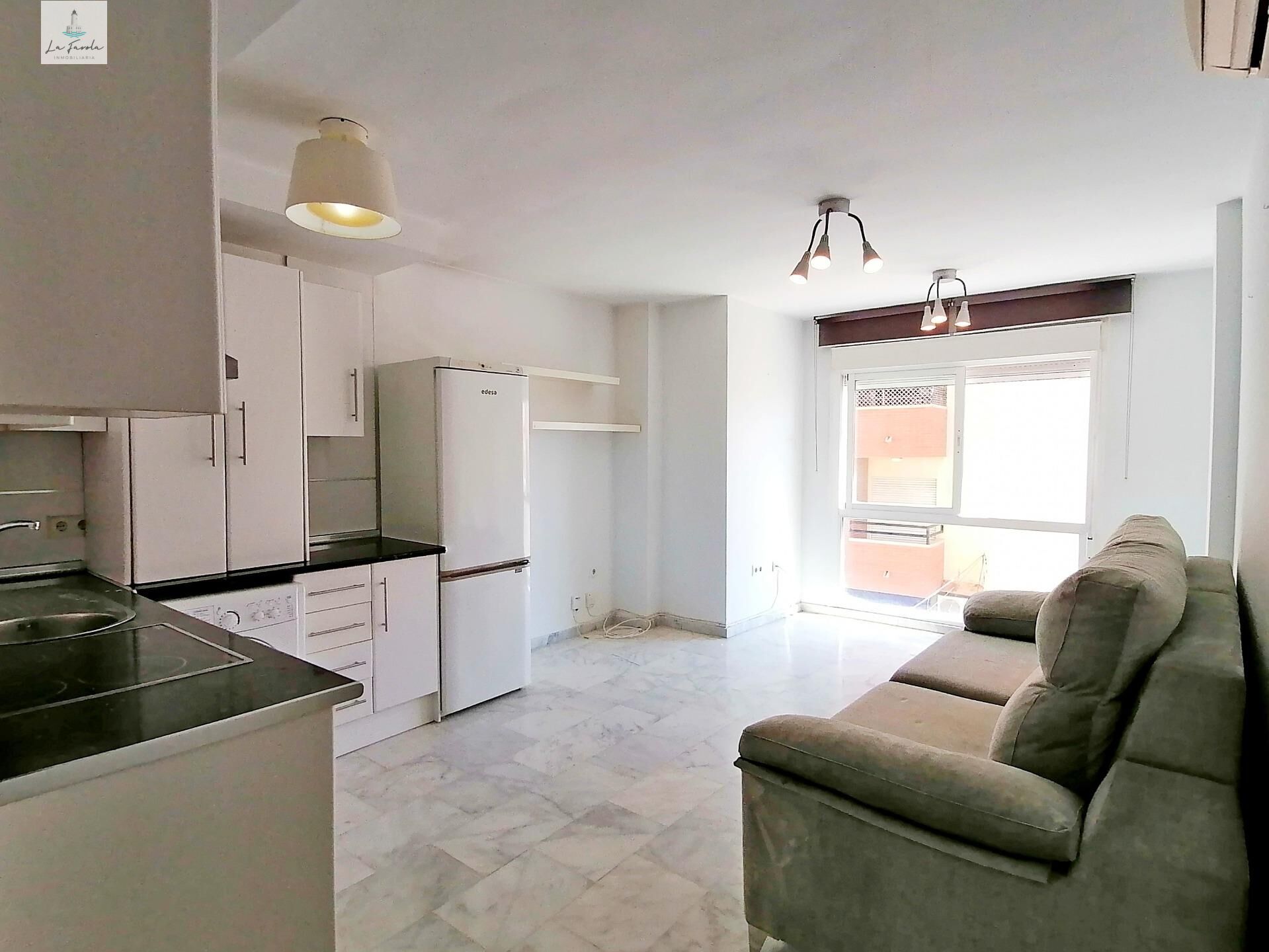 Vista exterior de Apartament de lloguer en Málaga Capital amb Aire condicionat, Calefacció i Traster