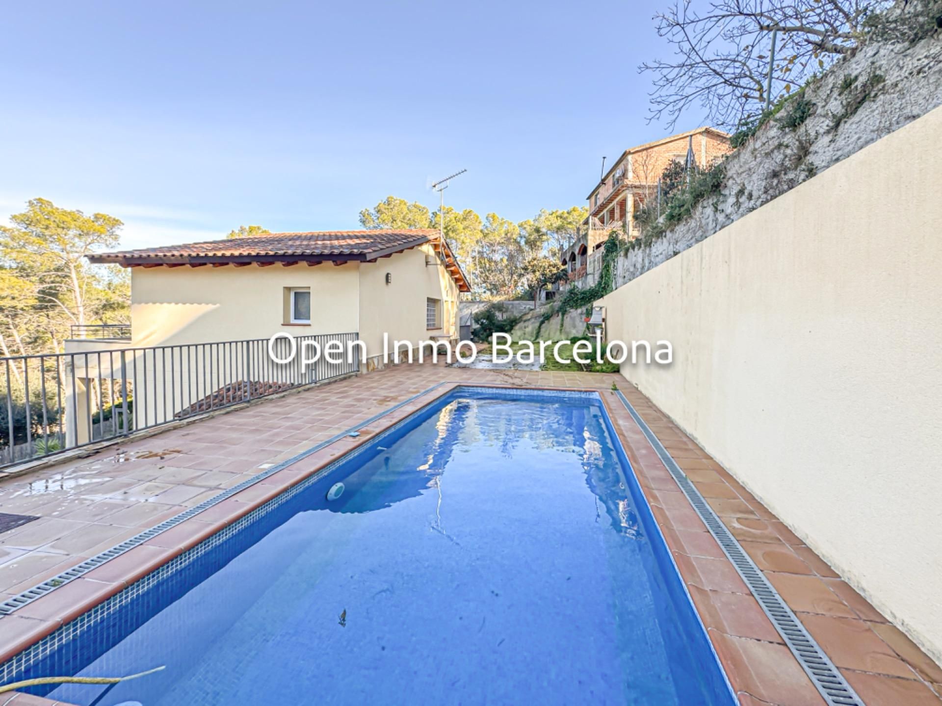 Swimming pool of House or chalet for sale in Olivella  with Heating, Private garden and Terrace