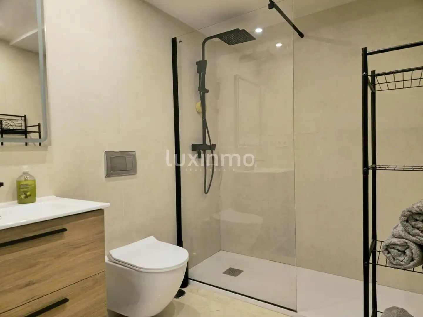 Bathroom of Flat for rent in Altea la Vella