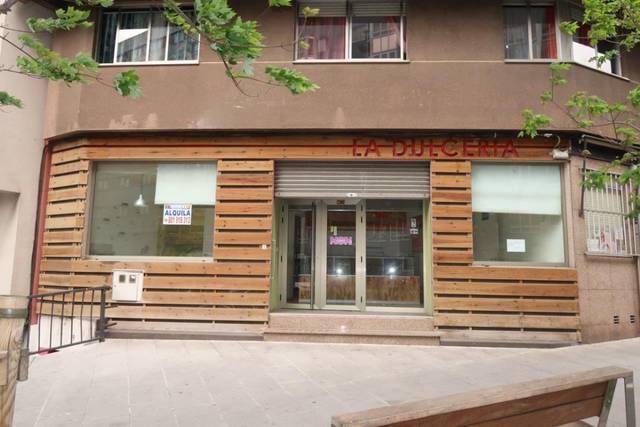 Local comercial en Alquiler en Nelle en Paseo de los Puentes - Santa Margarita