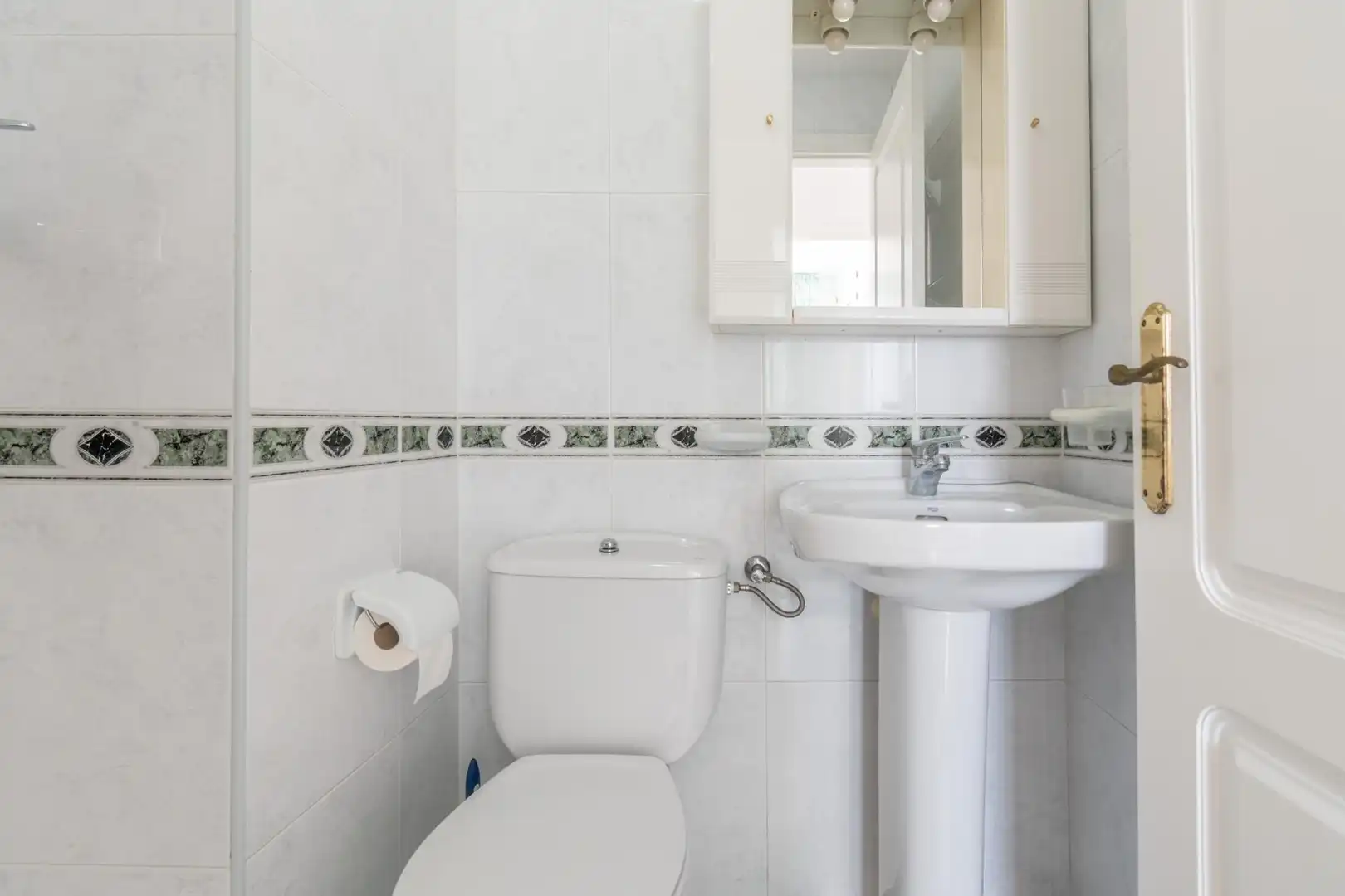 Bathroom of Flat for sale in Salobreña  with Private garden, Terrace and Furnished