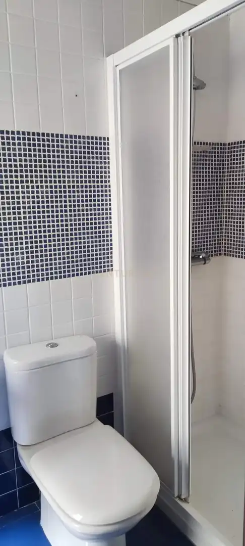 Bathroom of Houses for sale in Baños de Montemayor  with Air Conditioner, Balcony and Alarm