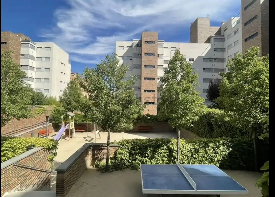 Exterior view of Flat for rent in Madrid  with Air Conditioner, Heating and Private garden