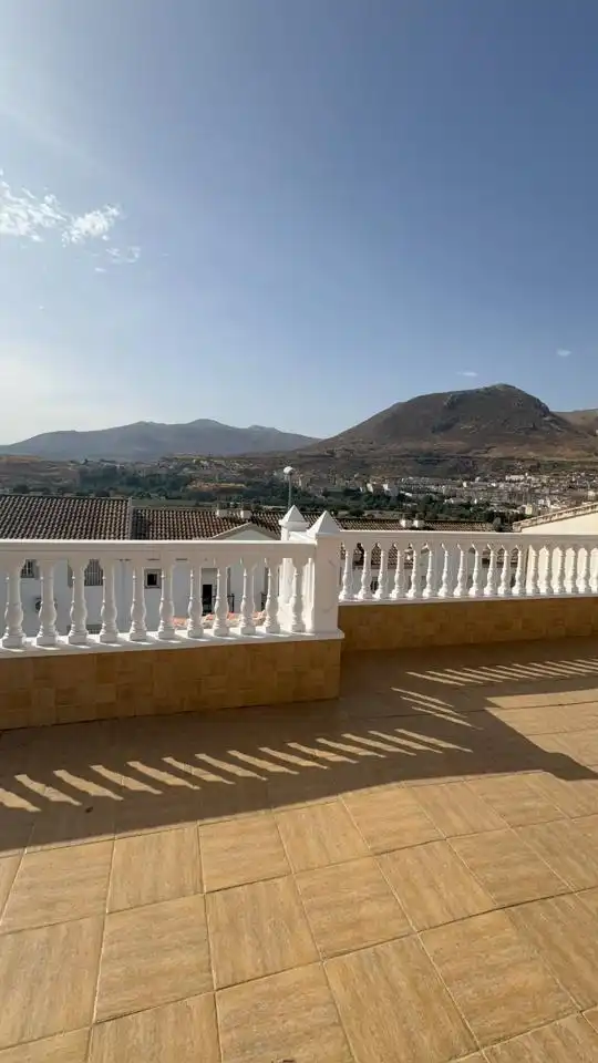 Casa amb piscina en venda a Calle Miró, imagen 9