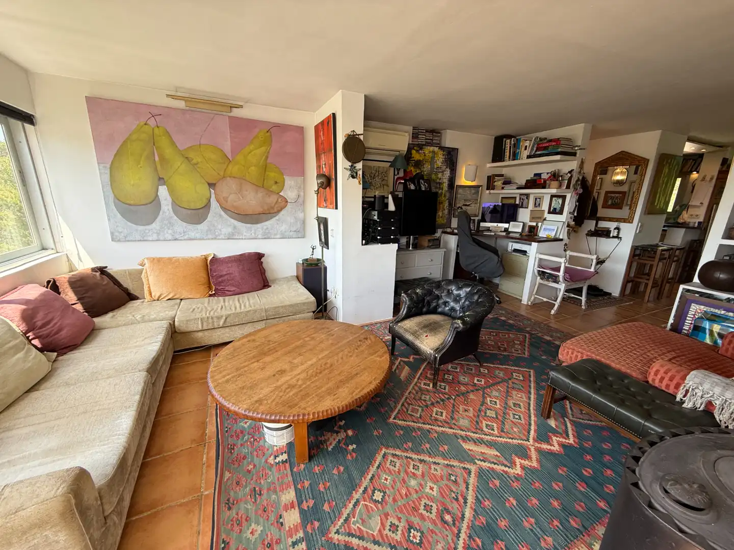 Wohnzimmer von Dachboden zum Verkauf in Santa Eulària des Riu mit Klimaanlage, Heizung und Terrasse