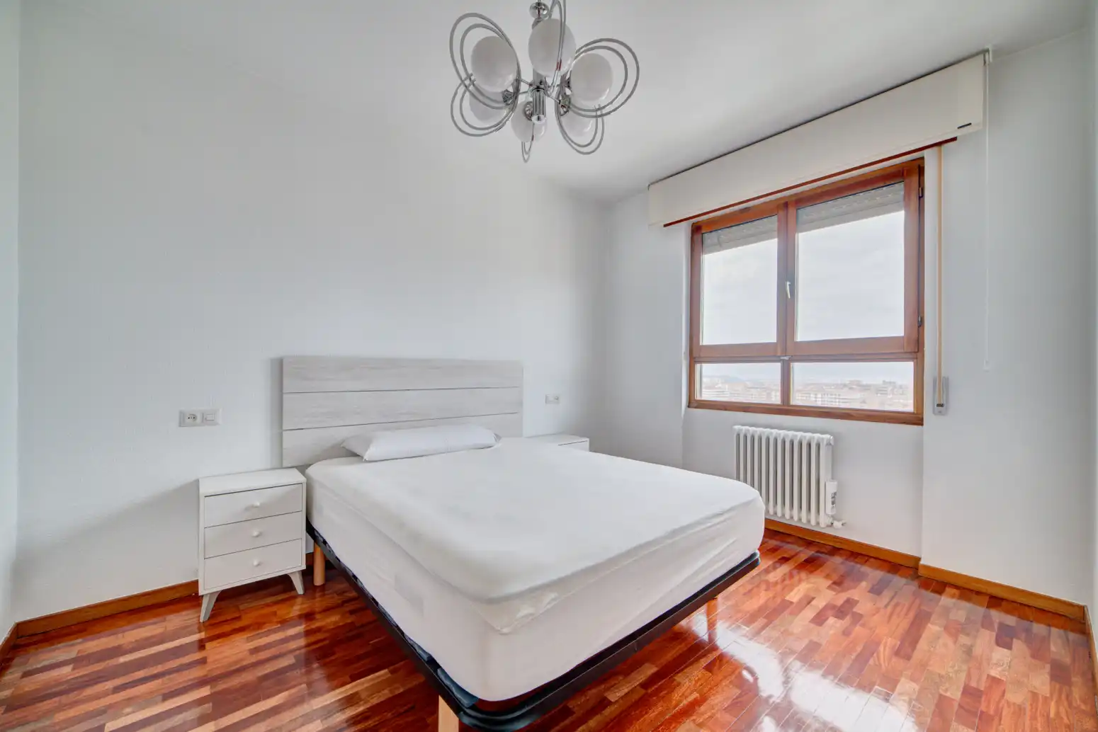 Habitación de Piso en venta en  Pamplona / Iruña con Calefacción, Parquet y Trastero
