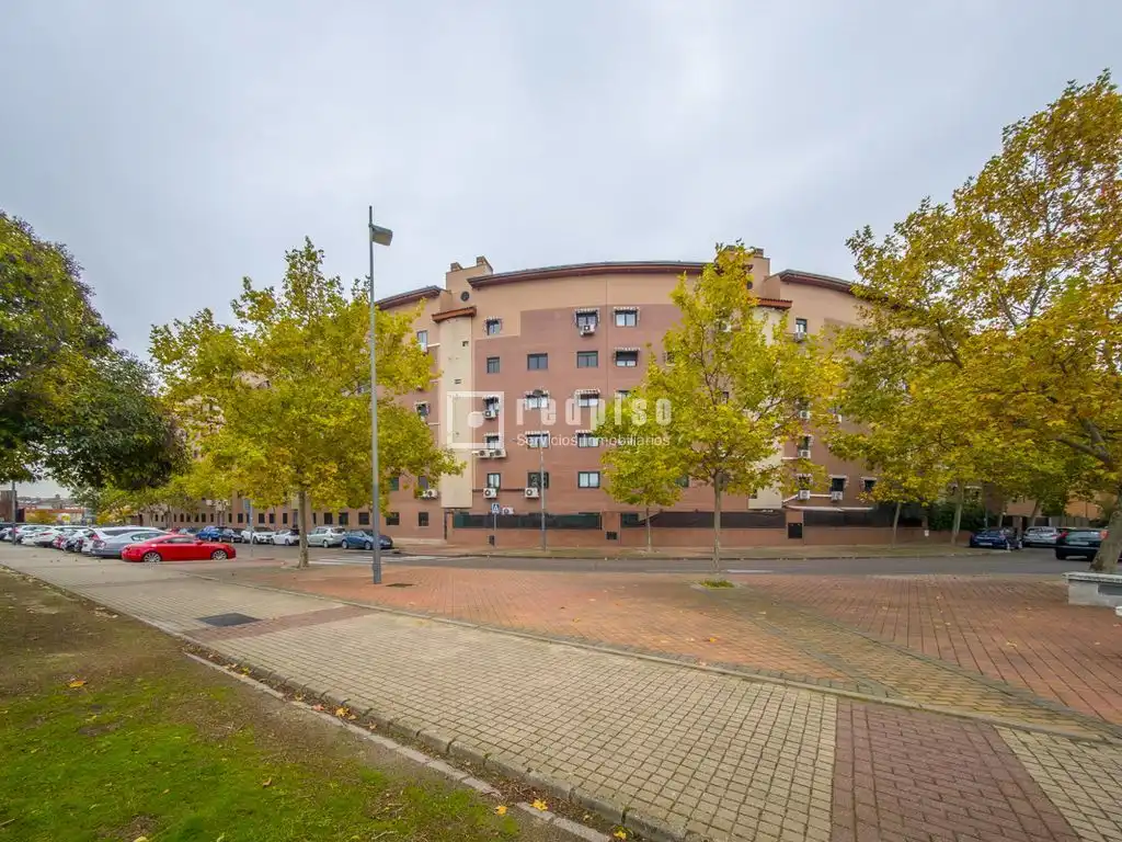 Flat for sale in Parque Oeste - Fuente Cisneros