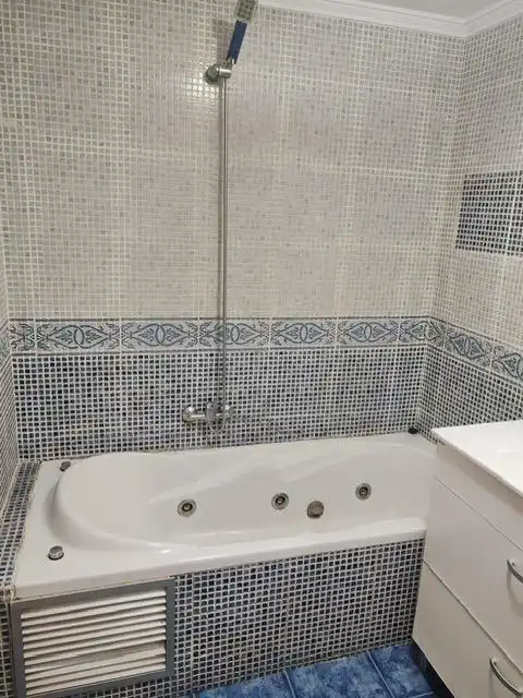 Piso de alquiler en Tres Forques