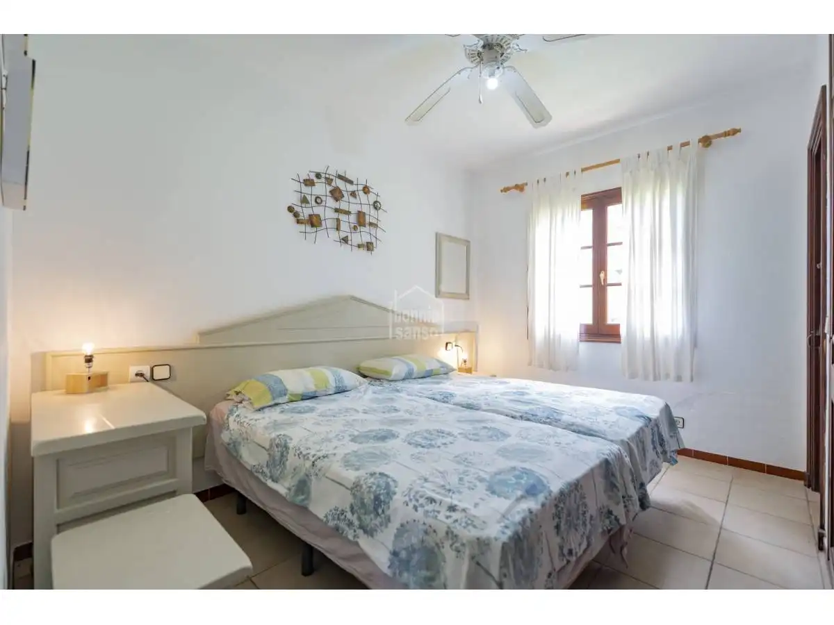 Habitación de Apartamento en venta en Alaior con Terraza, Piscina y Amueblado