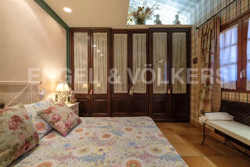 Dormitori de Casa o xalet en venda en Balaguer amb Jardí privat, Parquet i Piscina