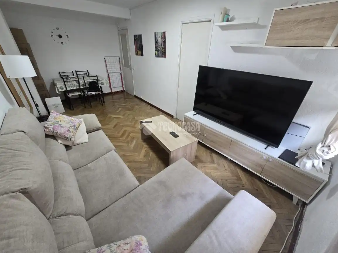 Flat for sale in Usera