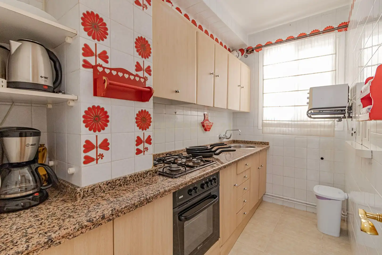 Kitchen of Houses for rent in Calpe / Calp  with Air Conditioner, Private garden and Swimming Pool