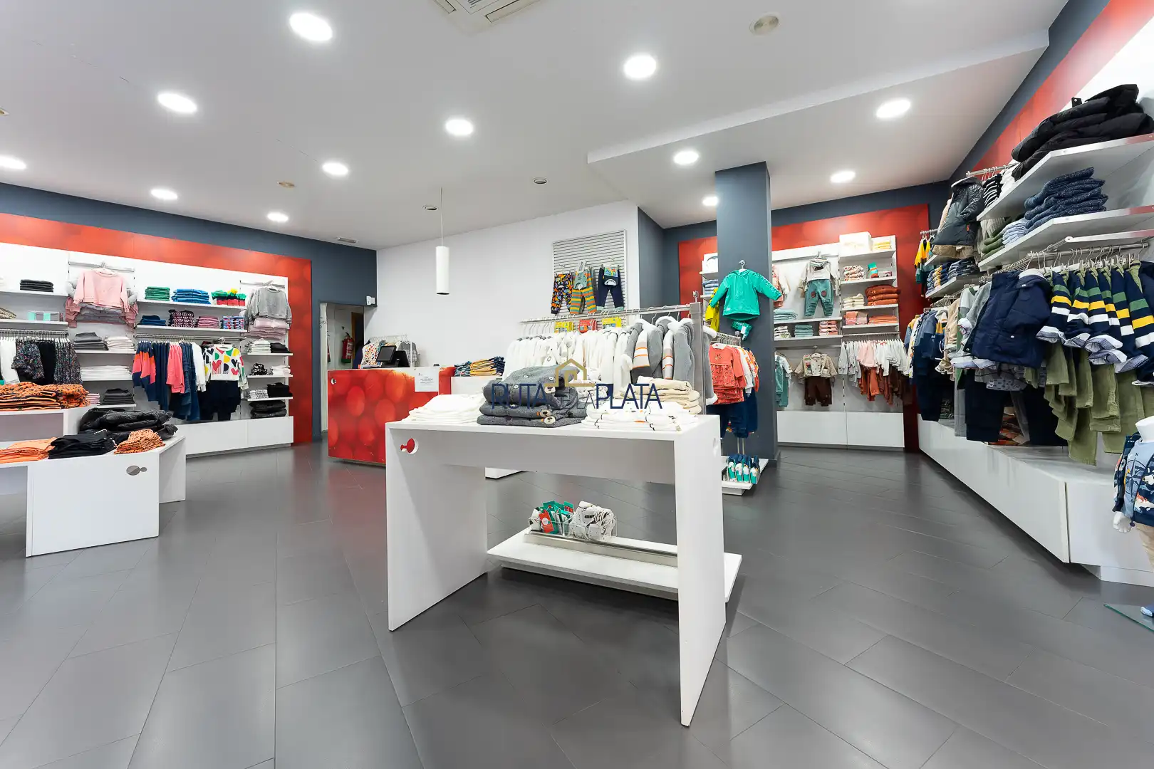 Commercial properties for rent in Zamora Capital   with Air Conditioner and Heating