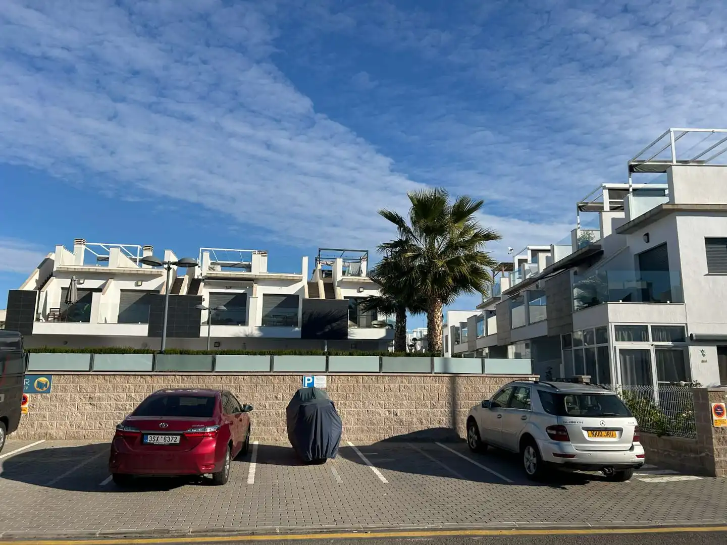 Vista exterior de Estudi en venda en Pilar de la Horadada amb Aire condicionat, Piscina i Moblat