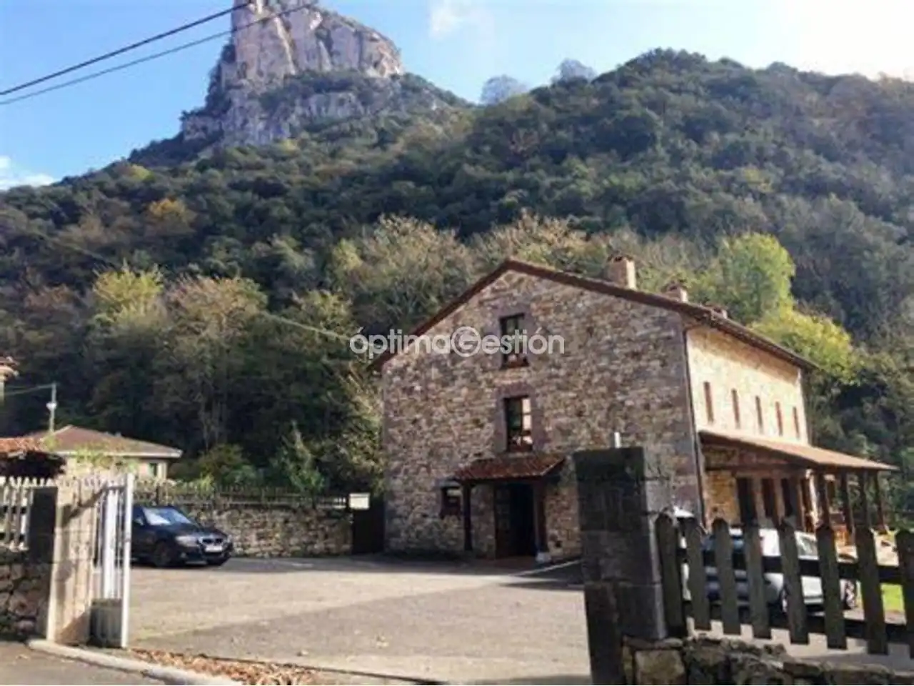 Edifici en venda en Cabrales