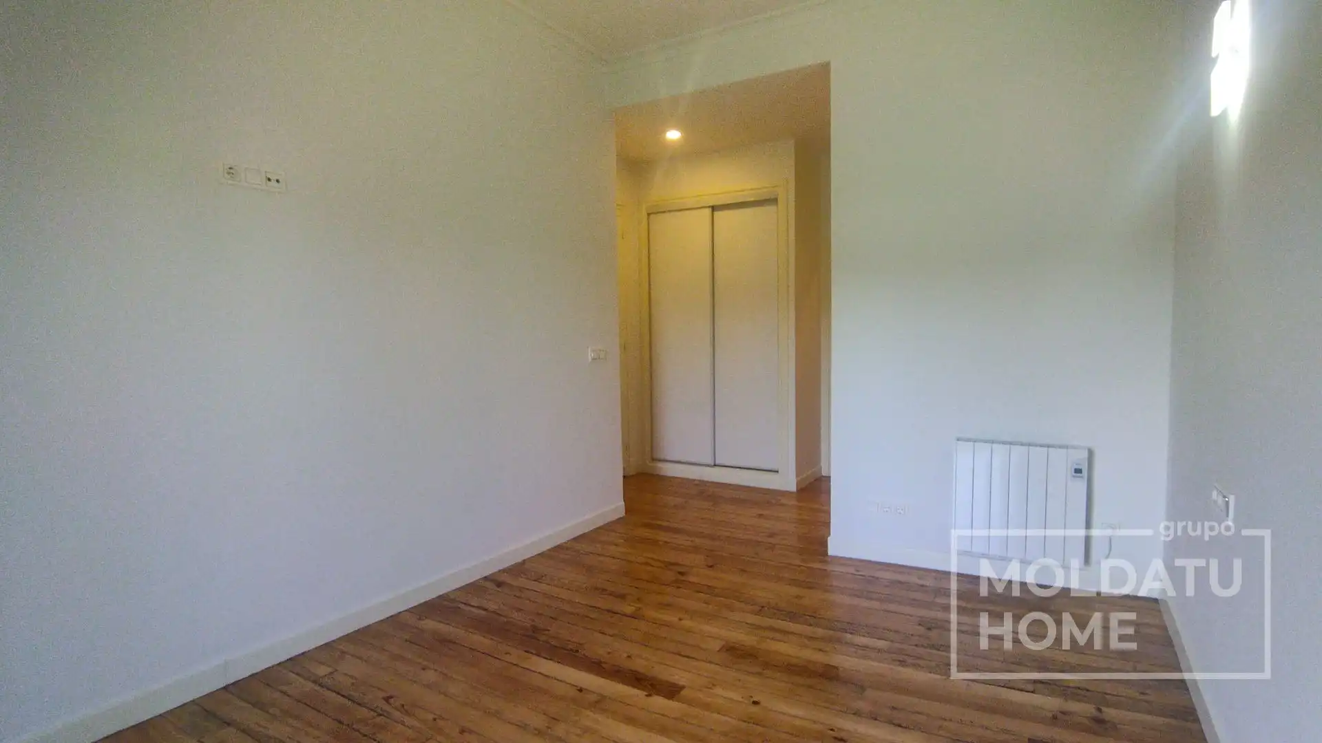 Habitación de Piso de alquiler en Donostia - San Sebastián  con Calefacción y Terraza