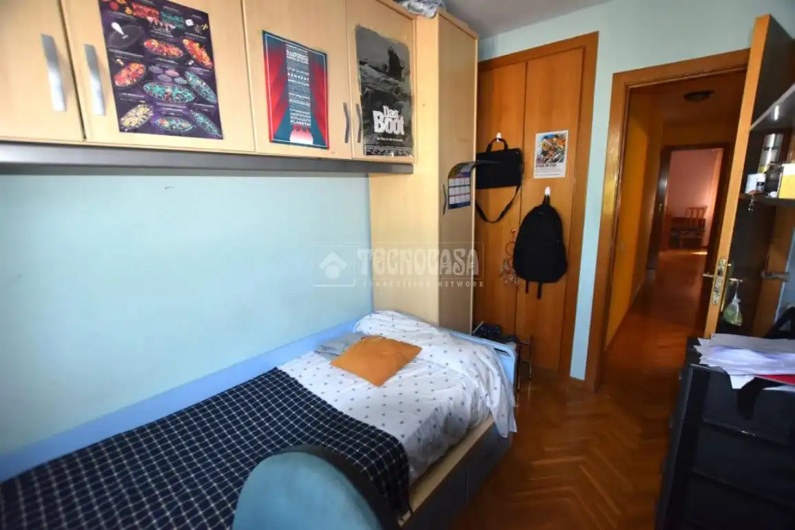 Dormitori de Pis en venda en Getafe amb Calefacció, Parquet i Terrassa