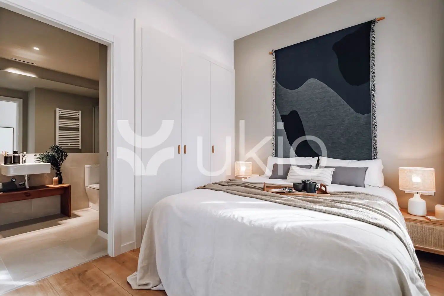 Habitación de Apartamento de alquiler en Barcelona con Aire acondicionado, Calefacción y Amueblado