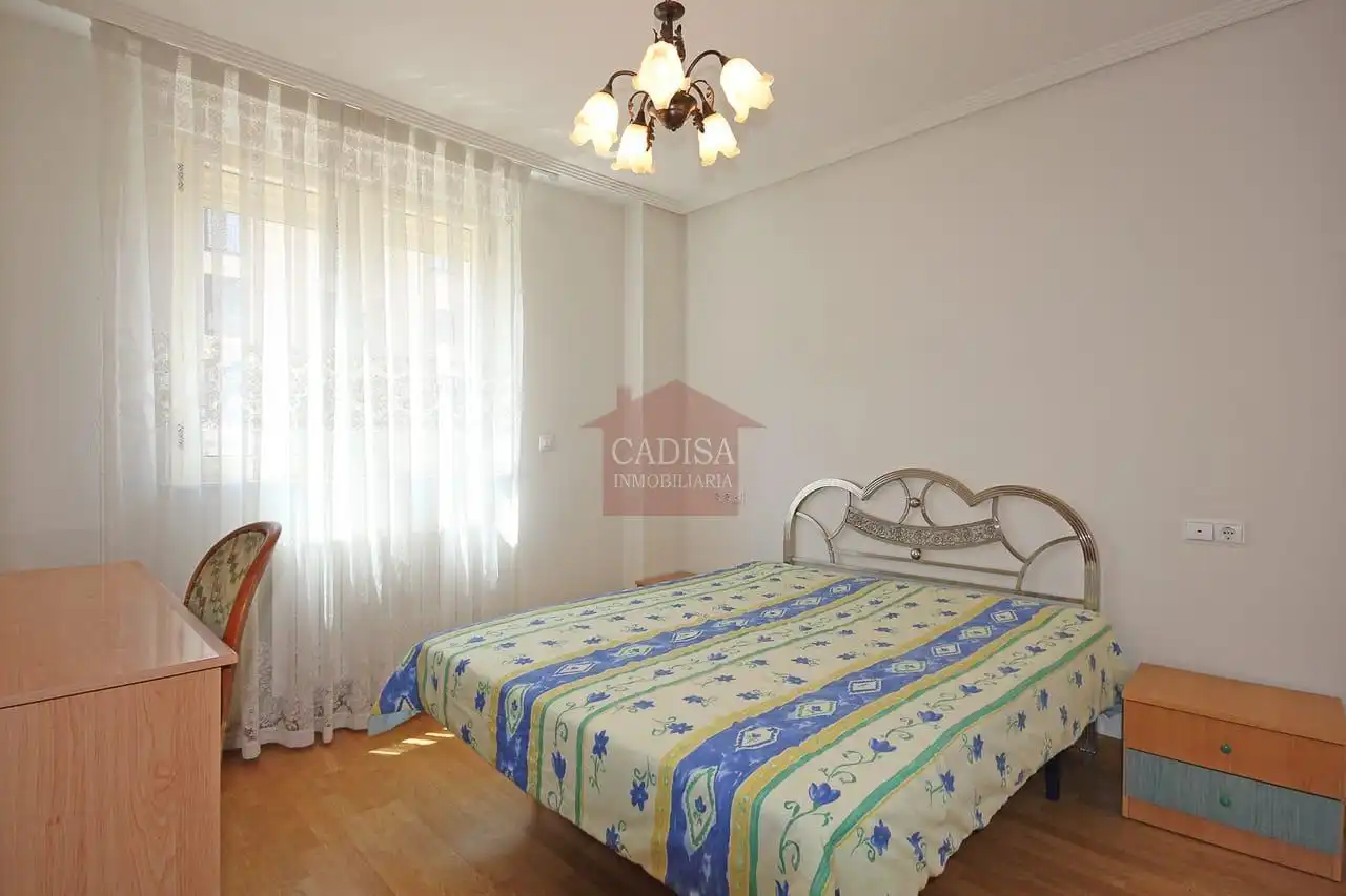 Bedroom of Flat for rent in Salamanca  with Heating, Storage room and Furnished