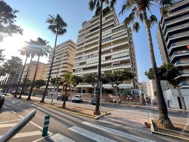 Wohnung mit Aufzug zum Verkauf in Avinguda del País Valencià 69