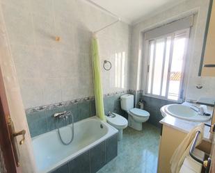 Bathroom of Flat for sale in Salamanca Capital