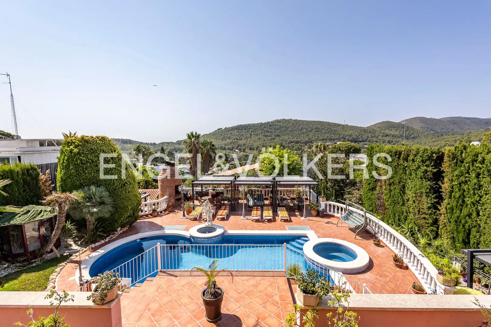 Maison avec piscine à vendre à La Sentiu