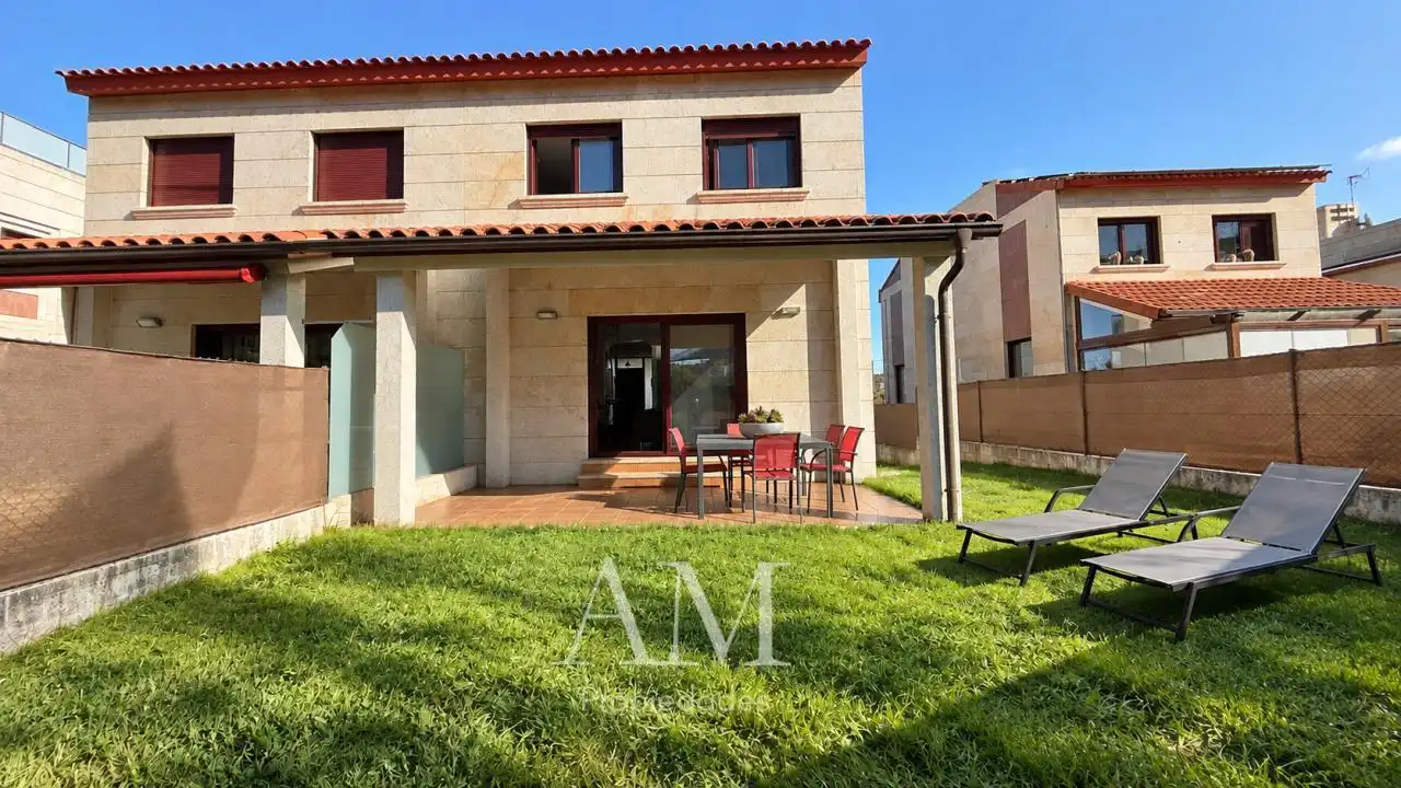 Casa bifamiliare con giardino in vendita a Riosteiro, imagen 62