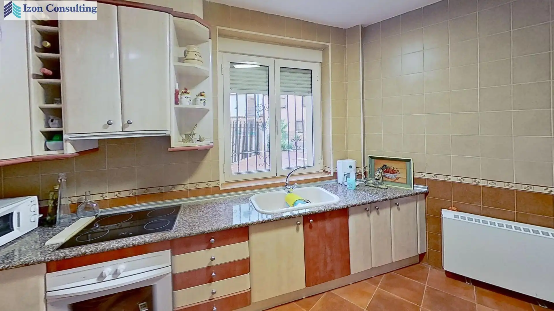 Cuina de Casa o xalet en venda en Montiel amb Calefacció i Moblat