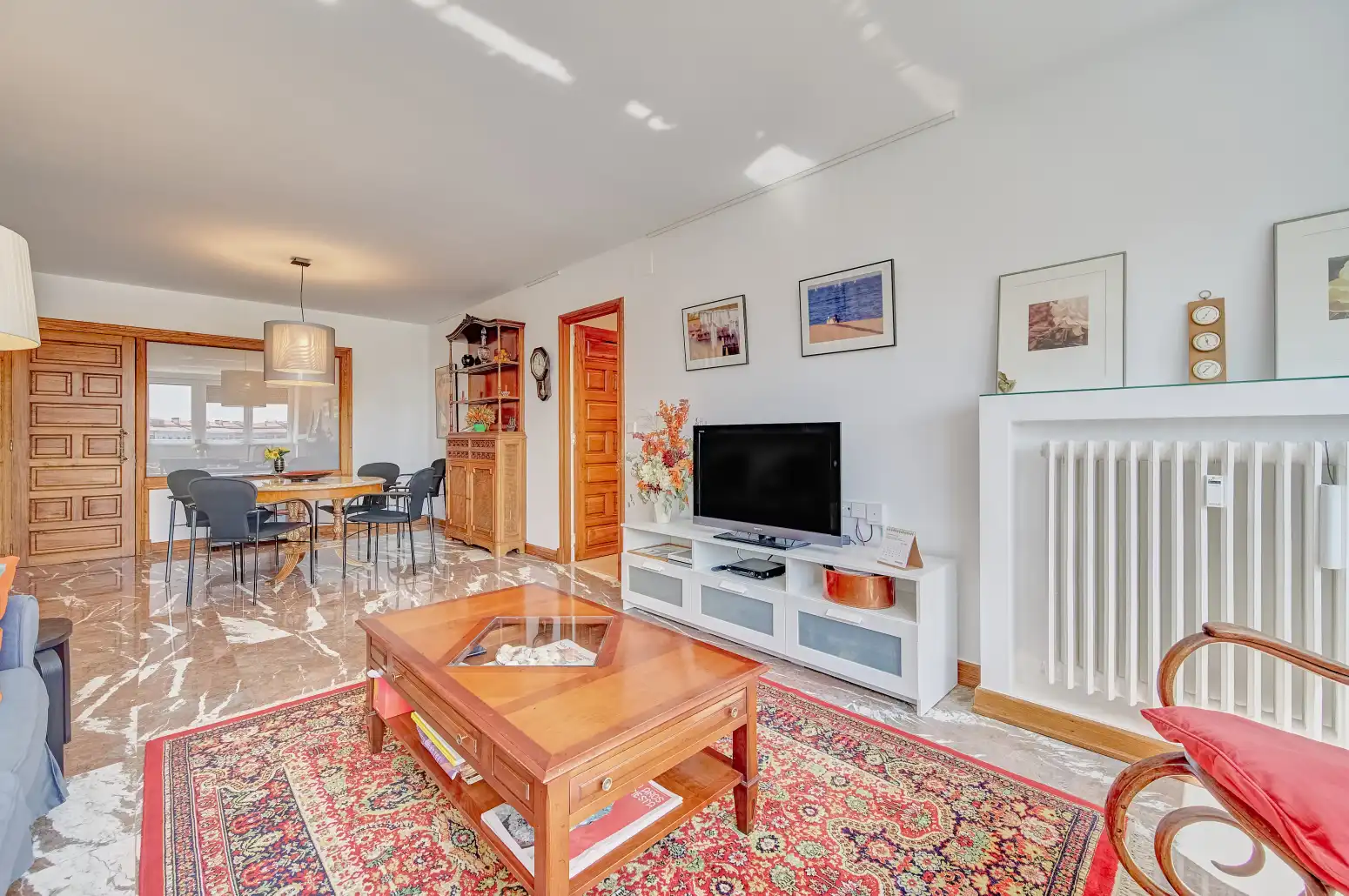 Living room of Flat for sale in  Pamplona / Iruña  with Heating and Parquet flooring