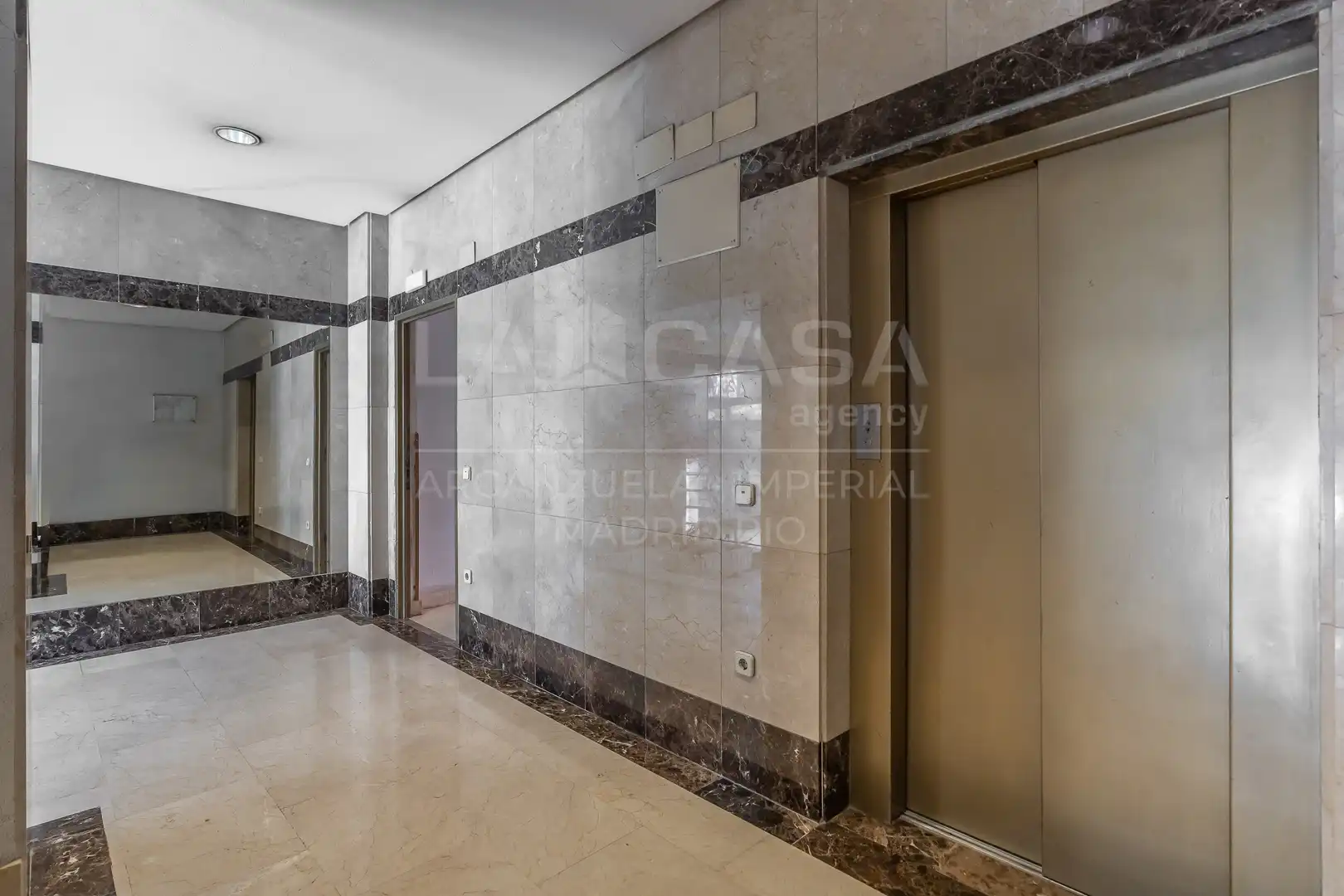 Flat for sale in Madrid  with Heating, Terrace and Balcony