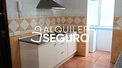 Foto 4 von Wohnung zur Miete in Los Remedios, Estación - La Fontanilla - El Tinte, Utrera